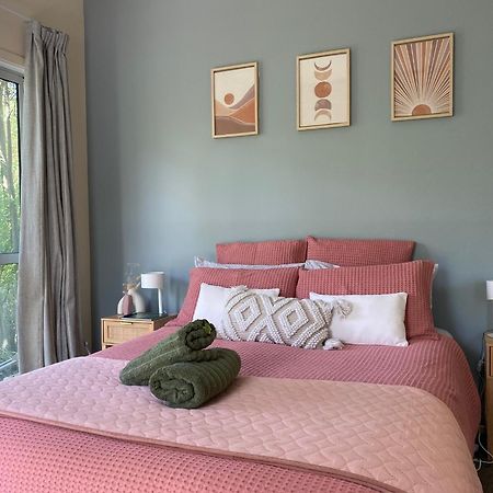 The Willow Guest Suite Dunedin Exteriör bild